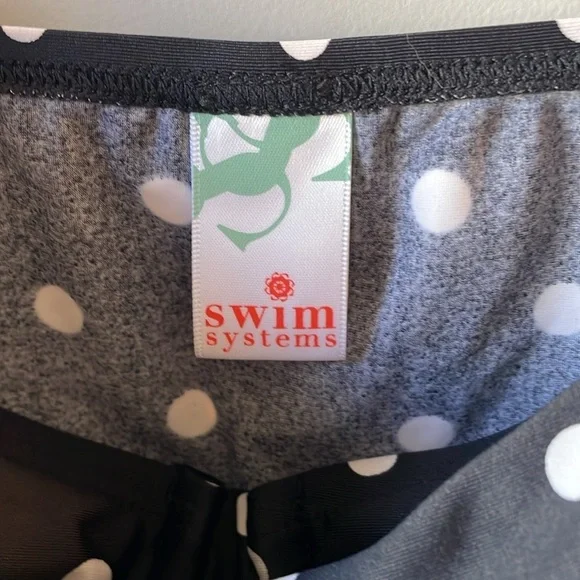 NWT Swim Systems, 34DDD underwire cups, black & white polka dot tankini top - Picture 3 of 10